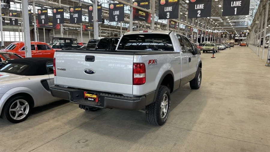 2005 Ford F-150 11th Gen - Image 2 of 5