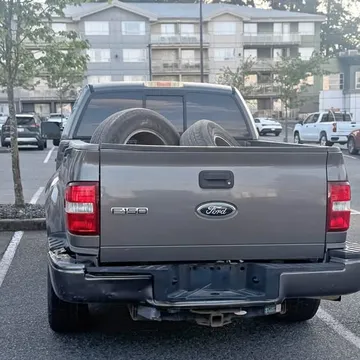 2005 Ford F-150 STX SuperCab