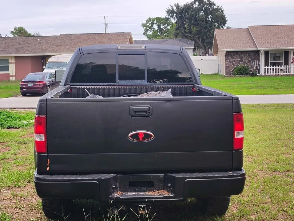2005 Ford F-150 11th Gen - Image 2 of 5