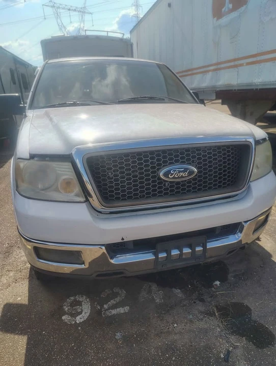 2005 Ford F-150 11th Gen - Image 2 of 5