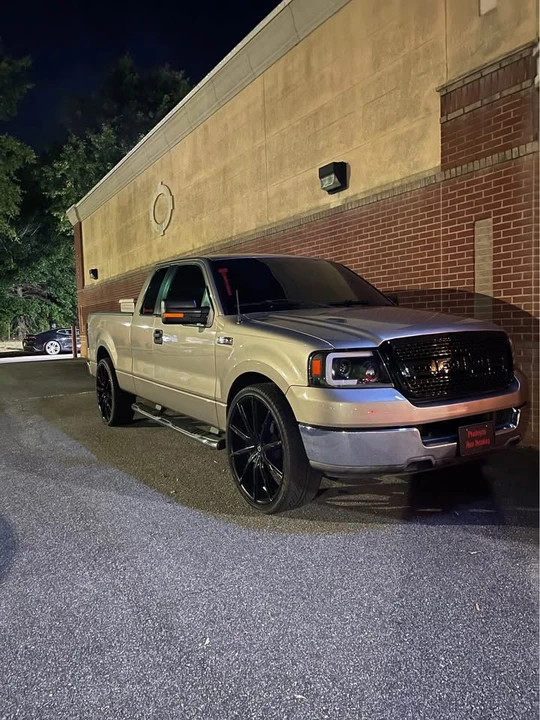 2005 Ford F-150 11th Gen - Image 10 of 10