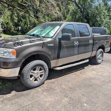 2005 Ford F-150 XLT SuperCrew