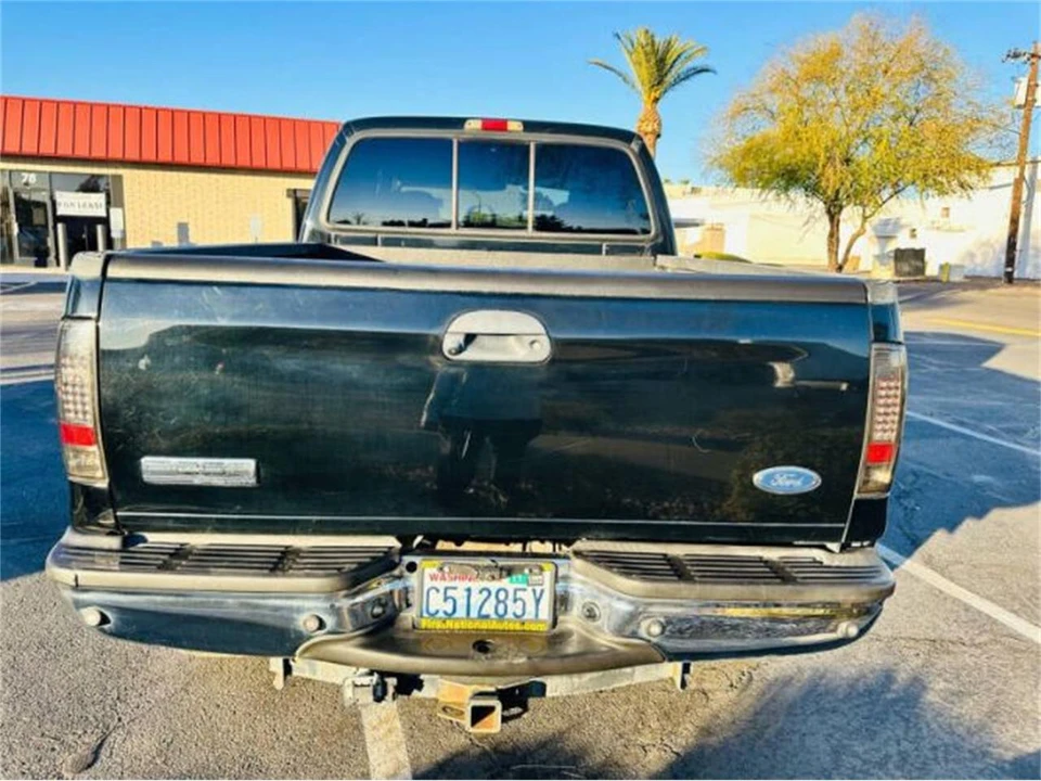 2005 Ford F-Series - Image 9 of 30
