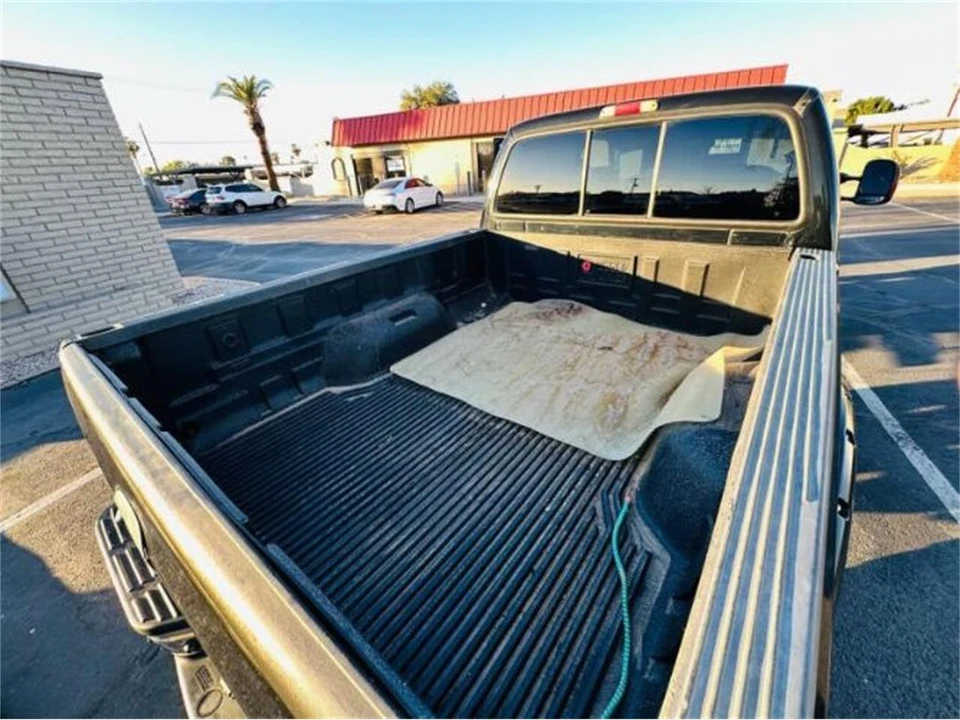 2005 Ford F-Series - Image 13 of 30