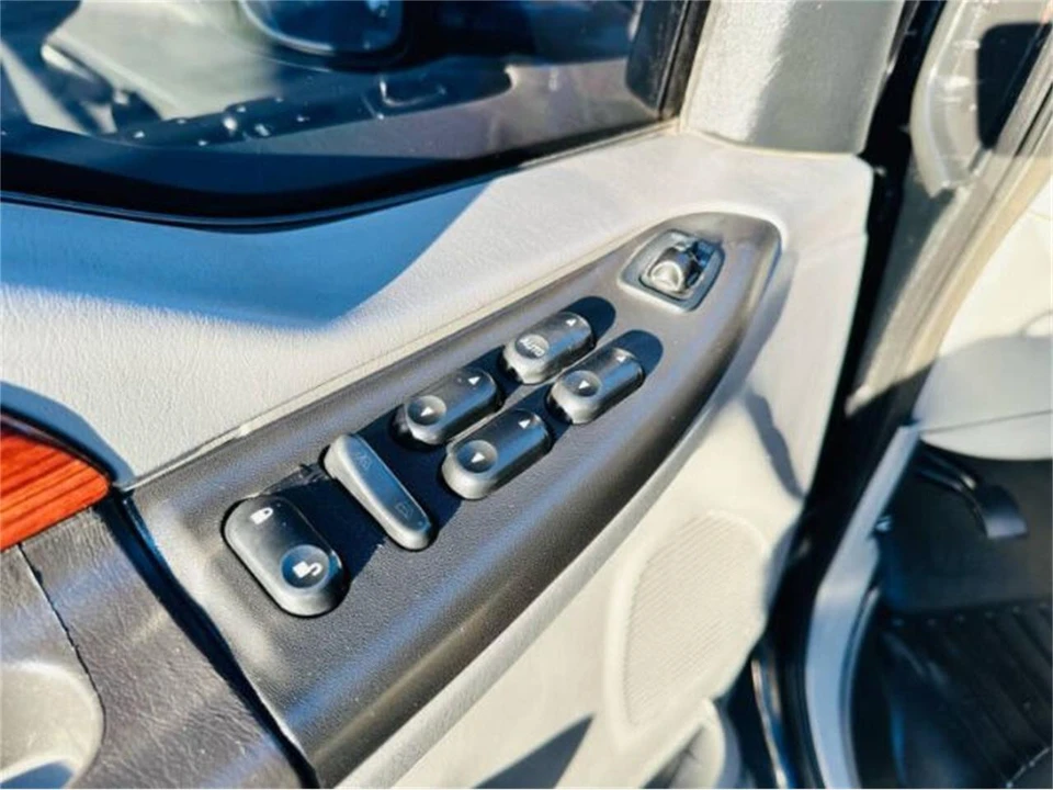 2005 Ford F-Series - Image 15 of 30