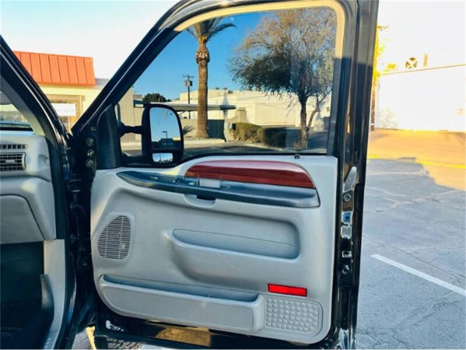 2005 Ford F-Series - Image 30 of 30