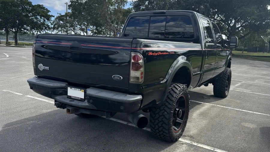 2005 Ford Super Duty 1st Gen - Image 2 of 14