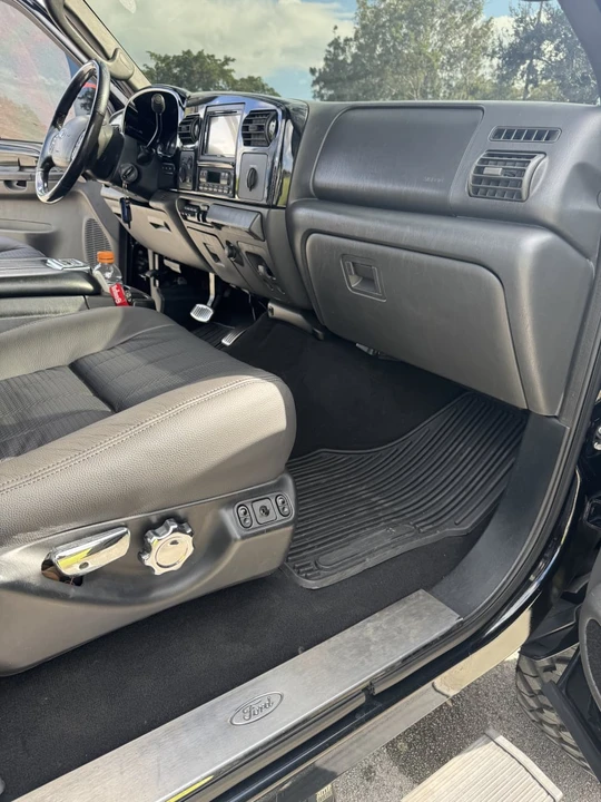 2005 Ford Super Duty 1st Gen - Image 11 of 14