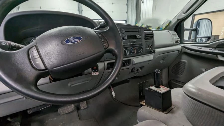 2005 Ford Super Duty 1st Gen - Image 9 of 10