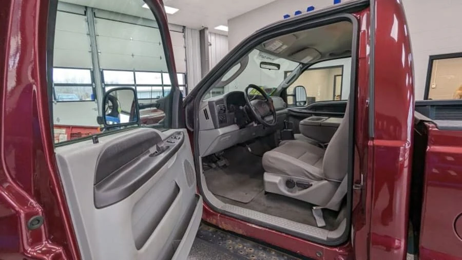 2005 Ford Super Duty 1st Gen - Image 8 of 10