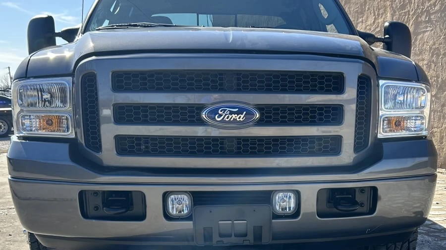2005 Ford Super Duty 1st Gen - Image 4 of 10