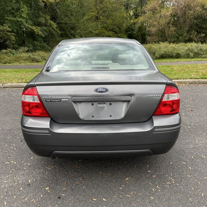 2005 Ford Five Hundred - Image 5 of 12