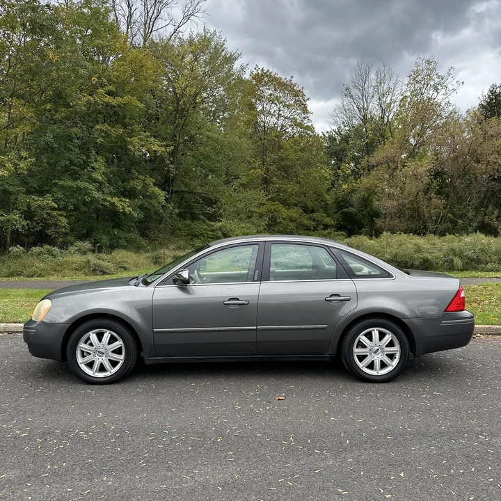 2005 Ford Five Hundred - Image 8 of 12