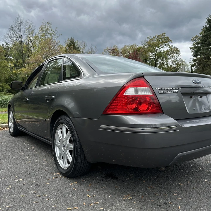 2005 Ford Five Hundred - Image 6 of 12