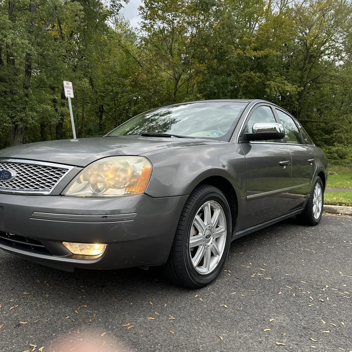 2005 Ford Five Hundred - Image 10 of 12