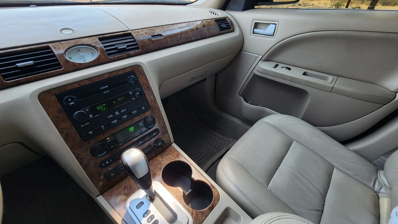 2005 Ford Five Hundred - Image 20 of 31