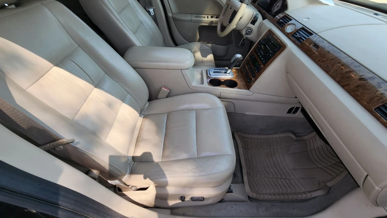 2005 Ford Five Hundred - Image 15 of 31