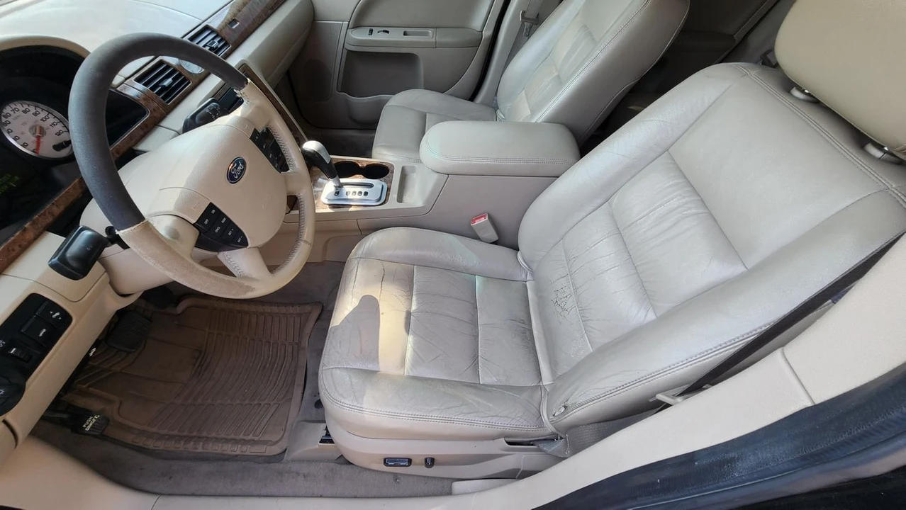 2005 Ford Five Hundred - Image 14 of 31