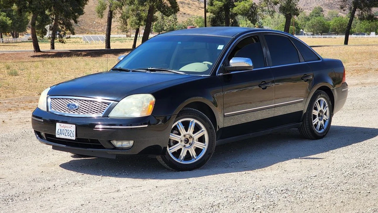 2005 Ford Five Hundred - Image 2 of 31