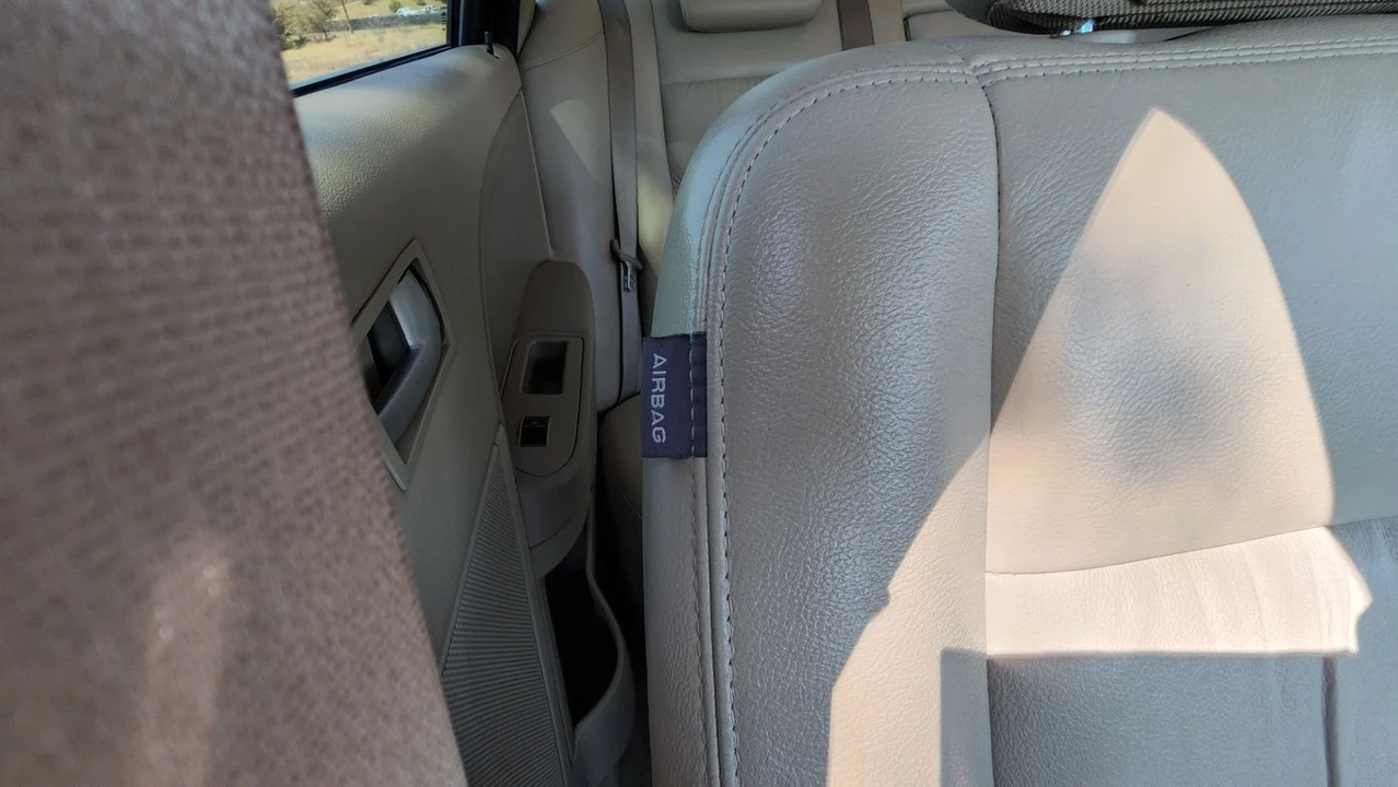 2005 Ford Five Hundred - Image 27 of 31