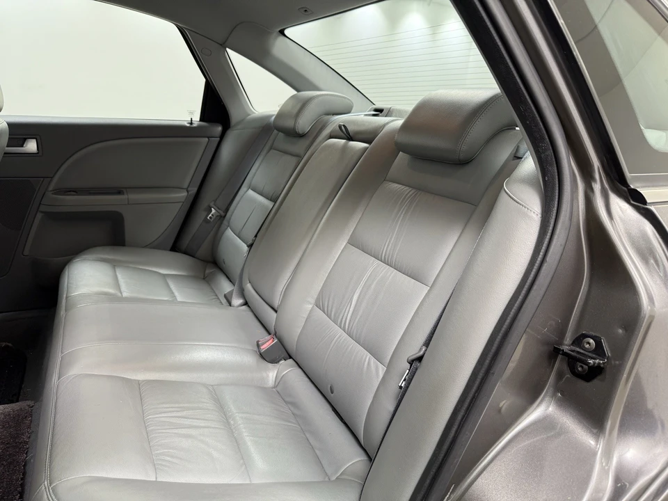 2005 Ford Five Hundred - Image 18 of 21