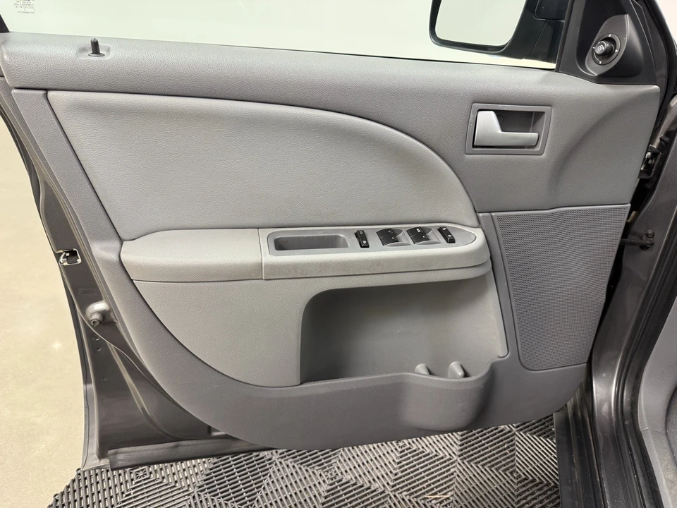 2005 Ford Five Hundred - Image 12 of 12