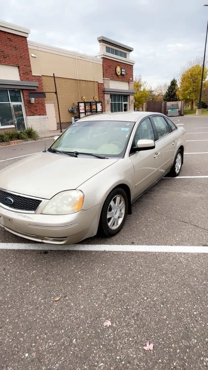 2005 Ford Five Hundred - Image 2 of 14