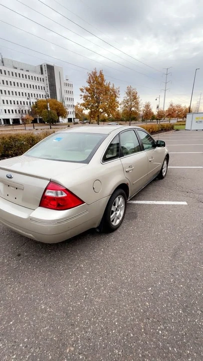 2005 Ford Five Hundred - Image 4 of 14
