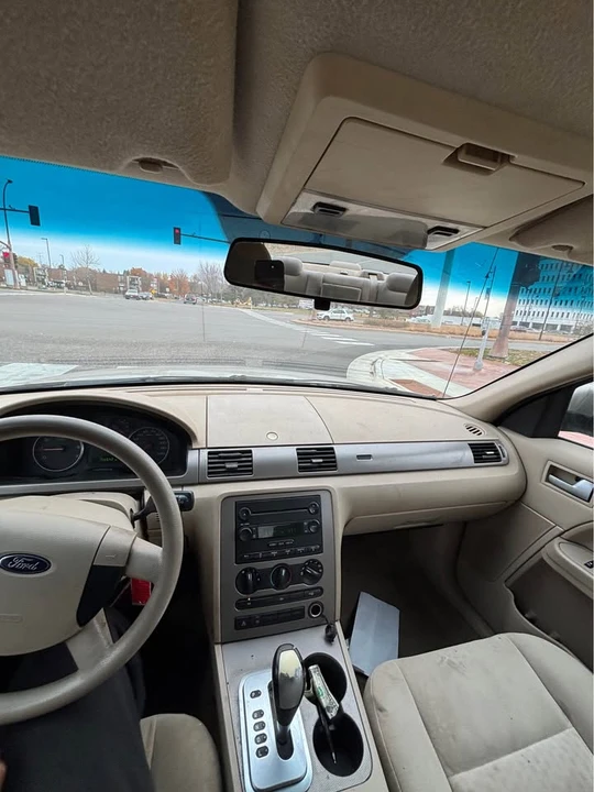 2005 Ford Five Hundred - Image 12 of 14