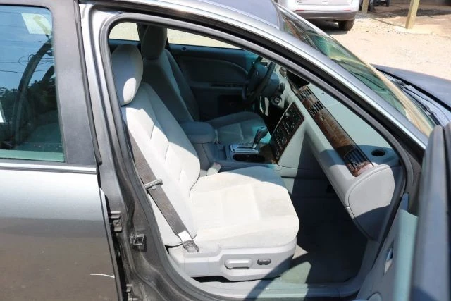 2005 Ford Five Hundred - Image 12 of 16