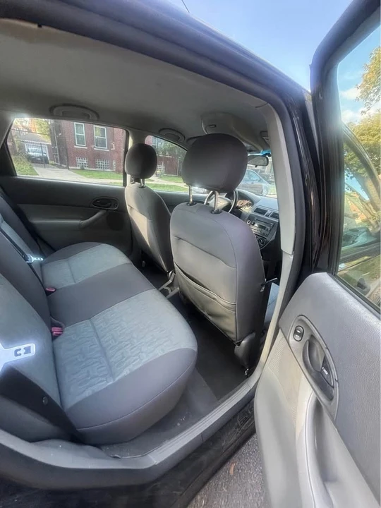 2005 Ford Focus 1st Gen - Image 11 of 12