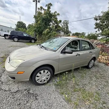 2005 Ford Focus Hatchback 4D