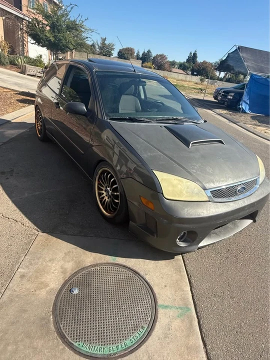 2005 Ford Focus 2nd Gen - Image 2 of 7