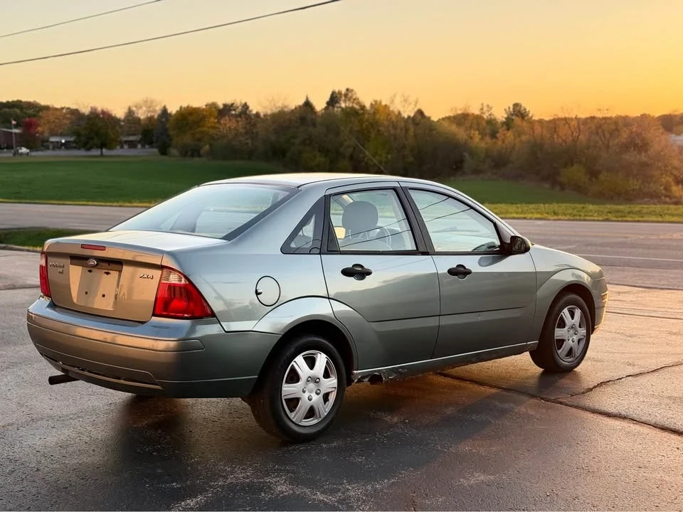 2005 Ford Focus 1st Gen - Image 4 of 10
