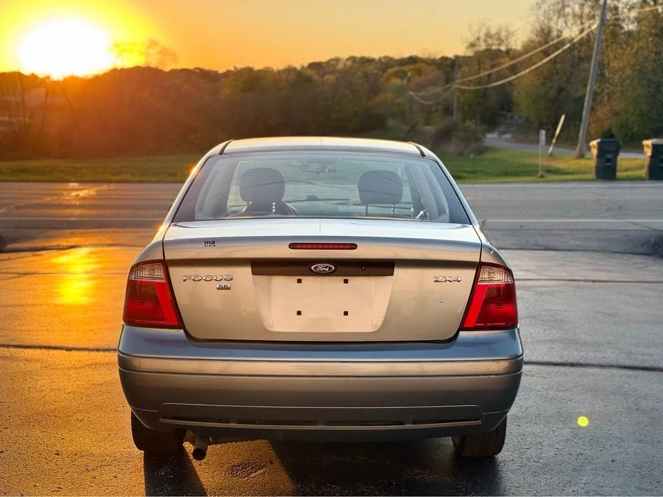 2005 Ford Focus 1st Gen - Image 5 of 10