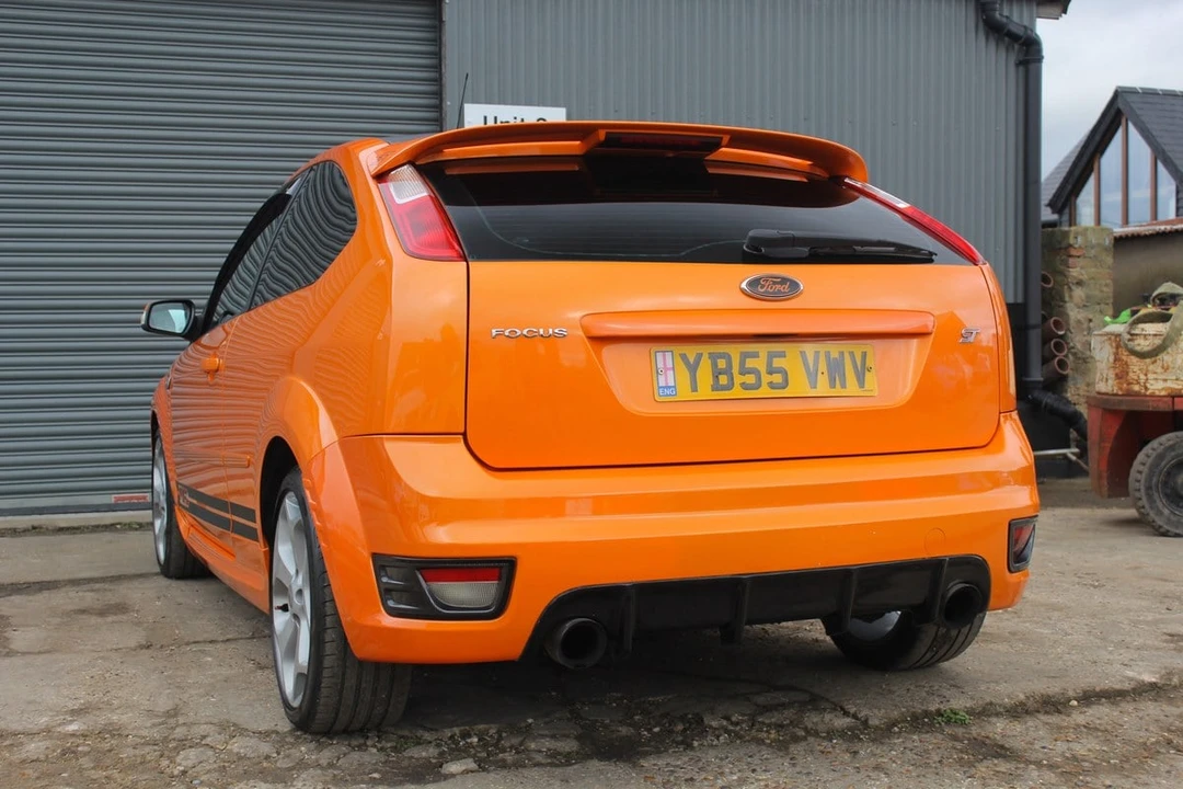2005 Ford Focus 2nd Gen - Image 13 of 30