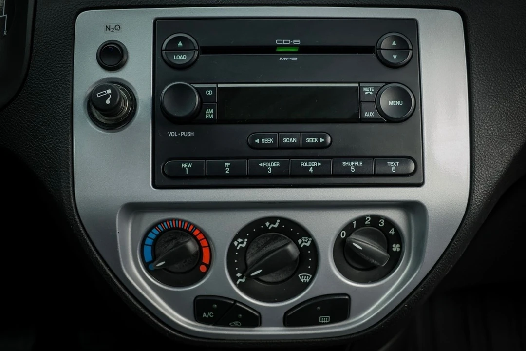 2005 Ford Focus 1st Gen - Image 5 of 21