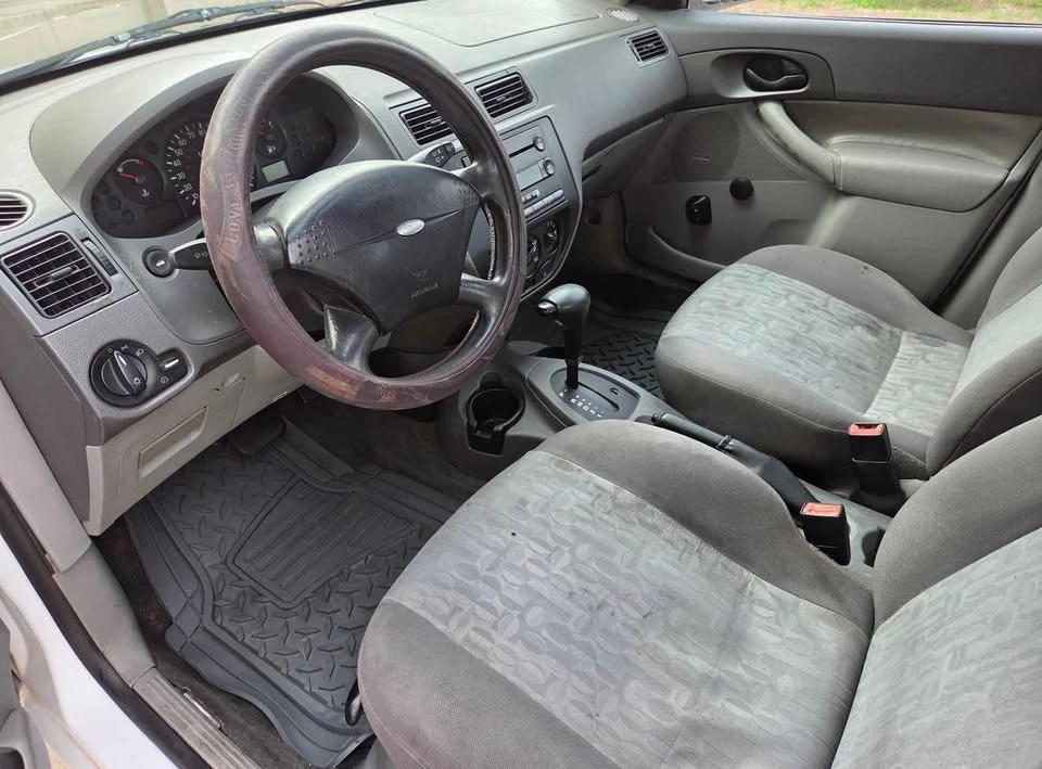 2005 Ford Focus 2nd Gen - Image 7 of 9