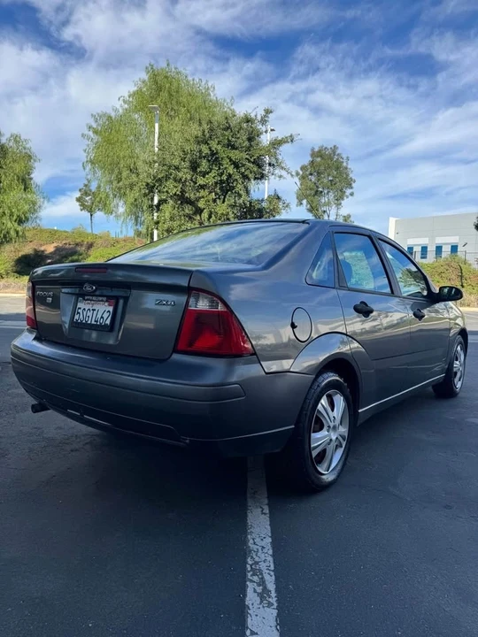 2005 Ford Focus 1st Gen - Image 4 of 9