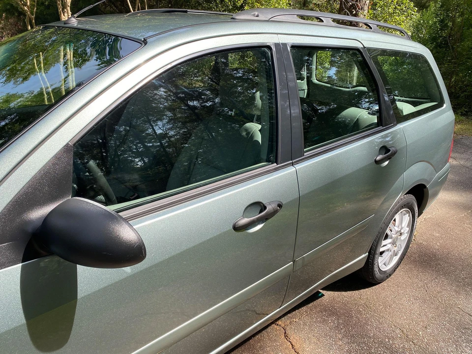 2005 Ford Focus 1st Gen - Image 24 of 31