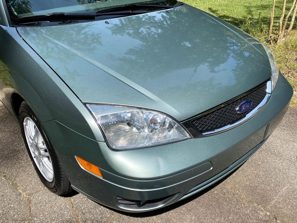 2005 Ford Focus 1st Gen - Image 13 of 31