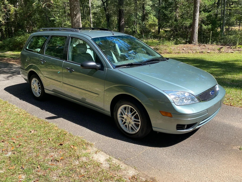 2005 Ford Focus 1st Gen - Image 11 of 31
