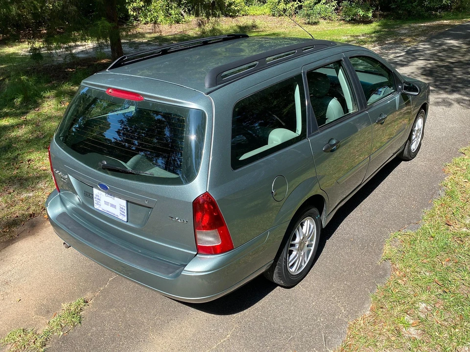 2005 Ford Focus 1st Gen - Image 9 of 31