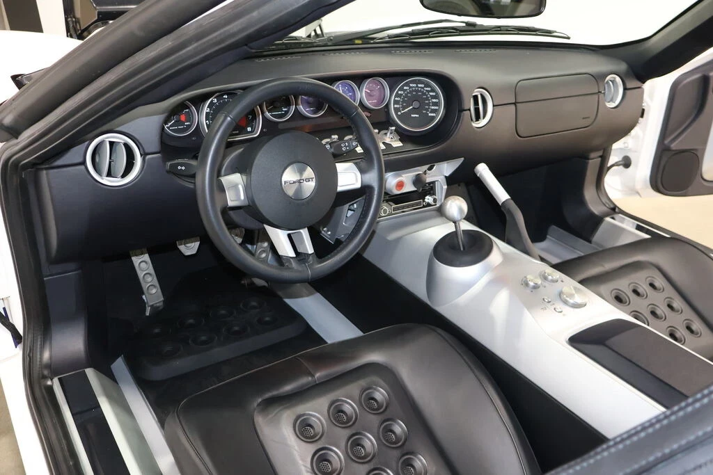 2005 Ford GT 1st Gen - Image 20 of 21