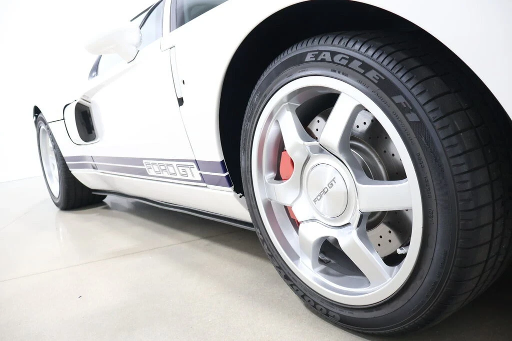 2005 Ford GT 1st Gen - Image 15 of 21