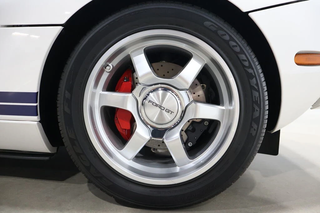 2005 Ford GT 1st Gen - Image 12 of 21
