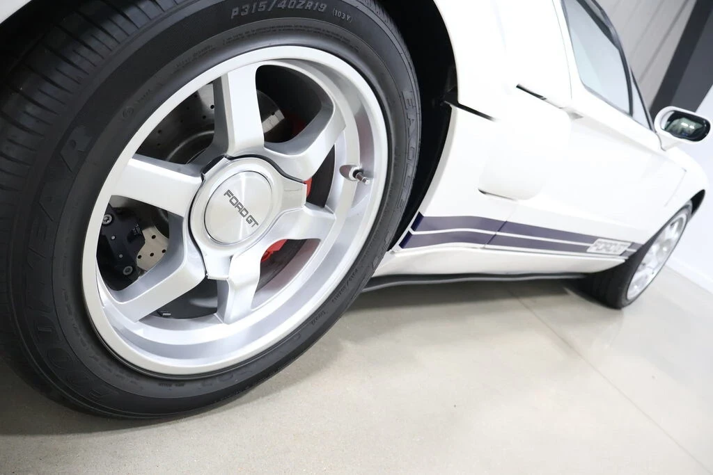 2005 Ford GT 1st Gen - Image 18 of 21
