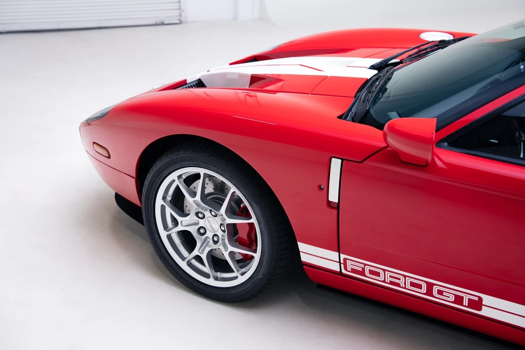 2005 Ford GT 1st Gen - Image 18 of 21