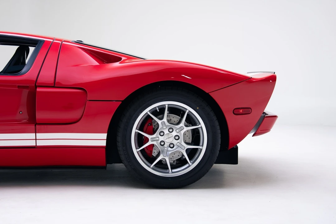 2005 Ford GT 1st Gen - Image 16 of 21