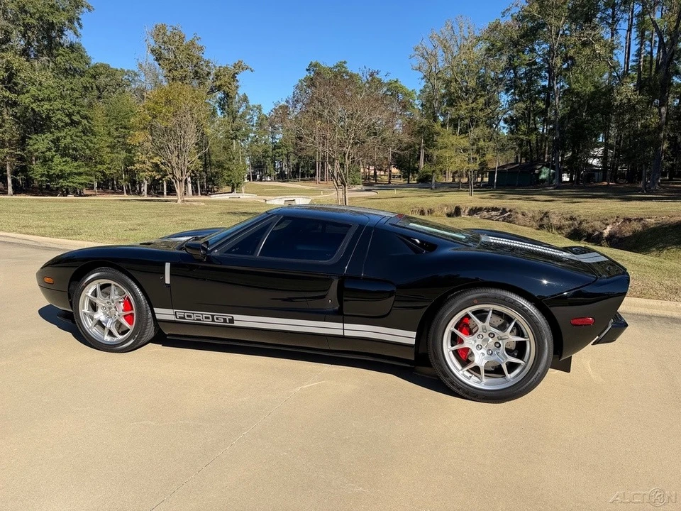 2005 Ford GT 1st Gen - Image 17 of 21